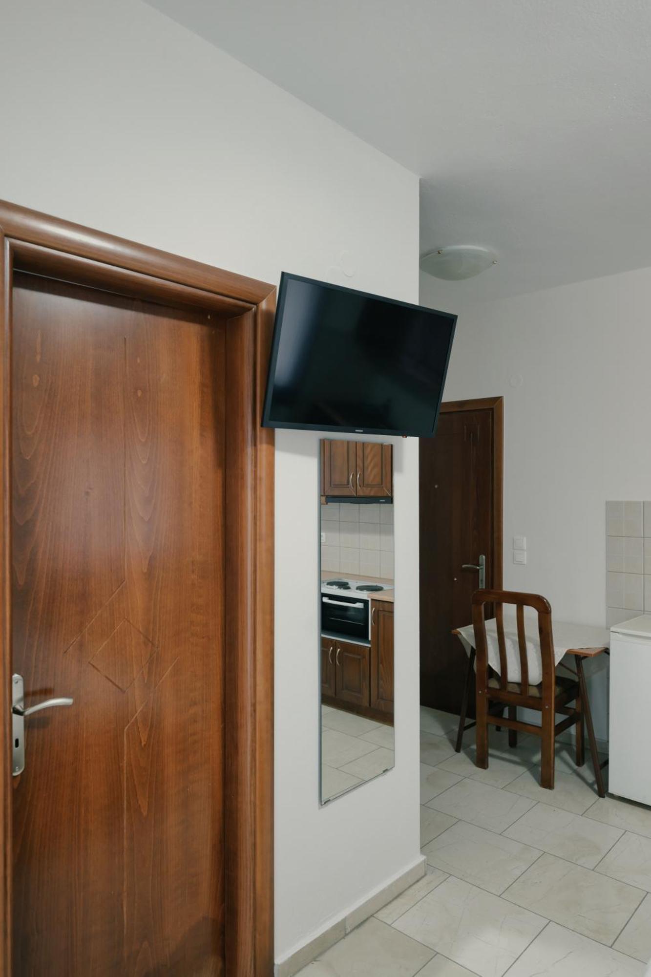 Studios&Διαμερίσματα Ο Φώτης Ιωάννινα Εξωτερικό φωτογραφία