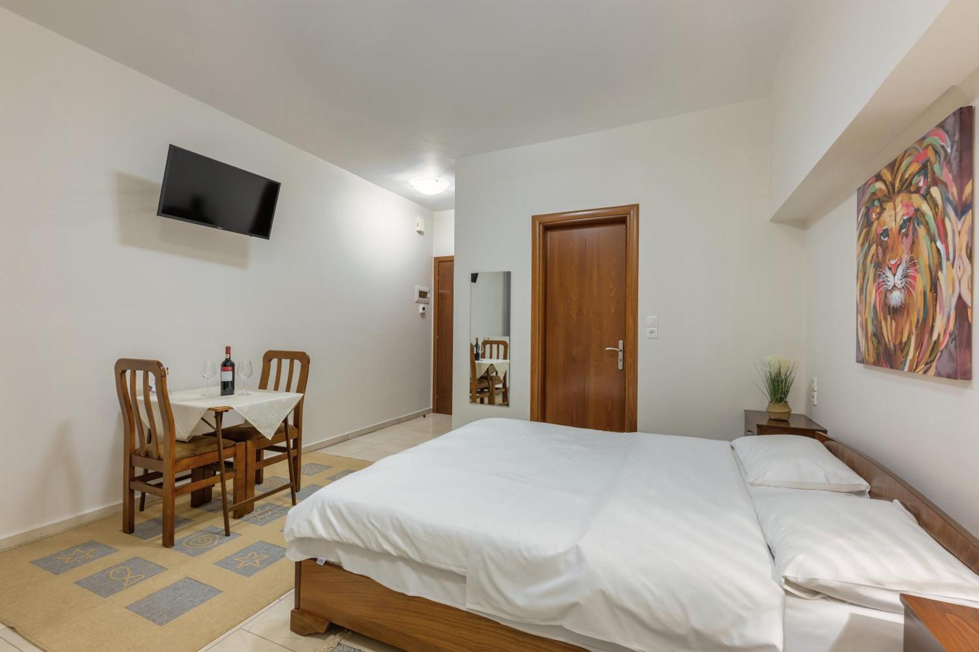 Studios&Διαμερίσματα Ο Φώτης Ιωάννινα Εξωτερικό φωτογραφία